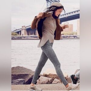 Athleta Women’s Skinny Gray Ponte Casual Strech Zip & Pockets Pant Size 4